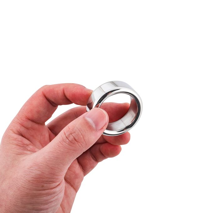 Banoch Glansring Thick O 26 mm brede metalen eikelring cockring 2 scaled