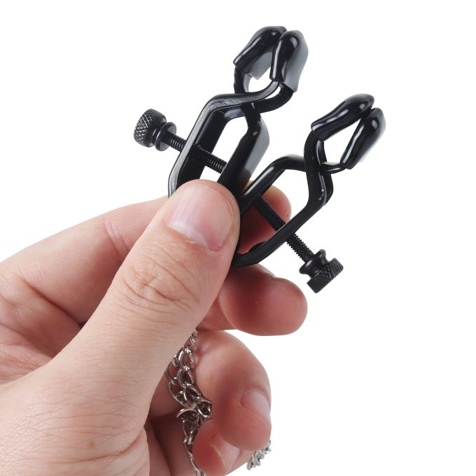 Banoch   Pinces de N.   Tepelklem   verstelbaar   zwart   ketting in hand