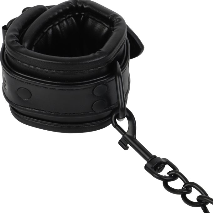 Banoch handboeien van pu leer gevoerd zwart bondage 987191336 11 scaled scaled Banoch handboeien van pu leer gevoerd zwart bondage 987191336 11 scaled scaled