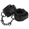 Banoch handboeien van pu leer gevoerd zwart bondage 987191336 13 scaled scaled Banoch handboeien van pu leer gevoerd zwart bondage 987191336 13 scaled scaled