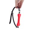 Banoch   mouthgag bone   siliconen gag bot   rood hangend in hand