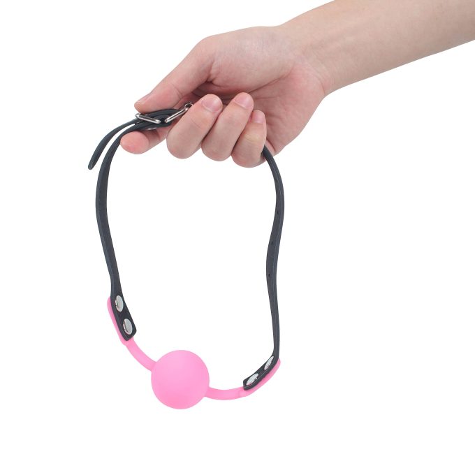 Banoch   Ballgag siliconen met verstelbare band   Roze   Bal ∅ 4 cm   bondage hangend in hand