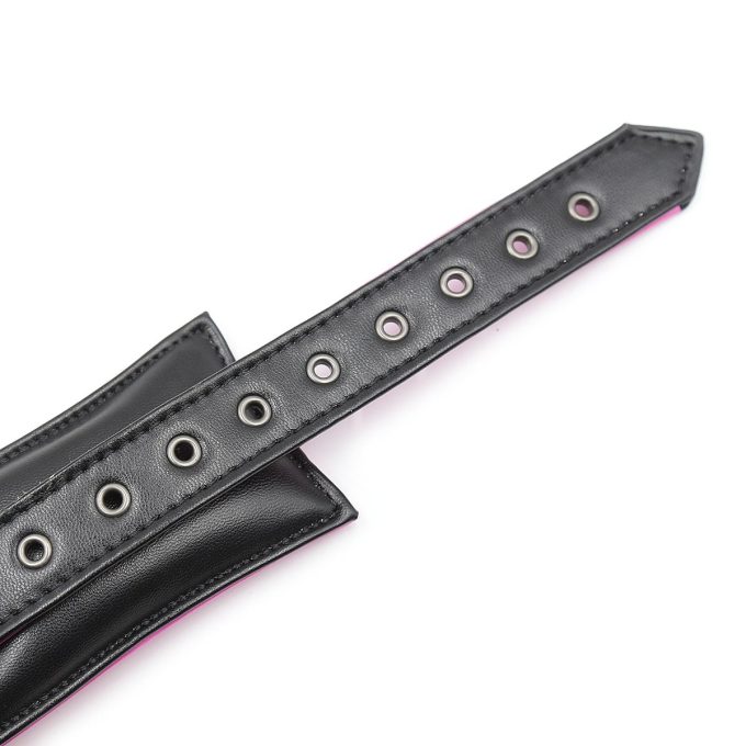 Banoch Bondageset Hot Pink halsbandriem handboeien en enkelbanden pu Leer zwart roze 987101678 12 Banoch Bondageset Hot Pink halsbandriem handboeien en enkelbanden pu Leer zwart roze 987101678 12