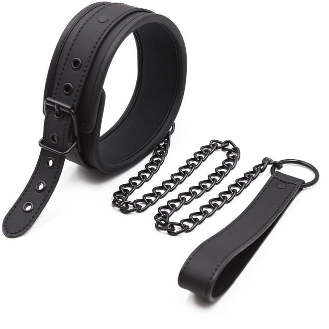 Banoch Collar leash Black Halsband en Riem op zijkant zwart imitatieleer bondage 987101767 Banoch Collar leash Black Halsband en Riem op zijkant zwart imitatieleer bondage 987101767