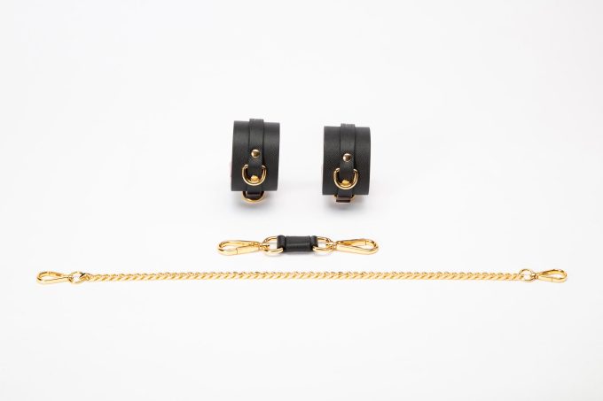 Banoch Hedonistic Bondageset zwart roze goud leer 987101853 2 Banoch Hedonistic Bondageset zwart roze goud leer 987101853 2