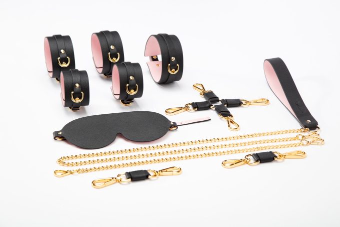 Banoch Hedonistic Bondageset zwart roze goud leer 987101853 8 Banoch Hedonistic Bondageset zwart roze goud leer 987101853 8