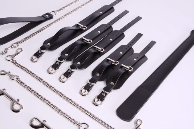 Banoch Hedonistic bauhaus Bondageset zwart leer 987101856 9 scaled