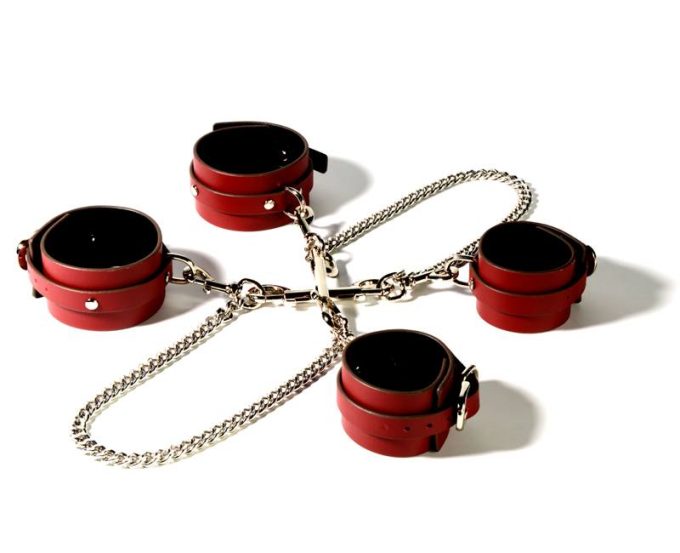 Banoch Sultry Bondageset in hoes rood pu leer 987101855 11 Banoch Sultry Bondageset in hoes rood pu leer 987101855 11