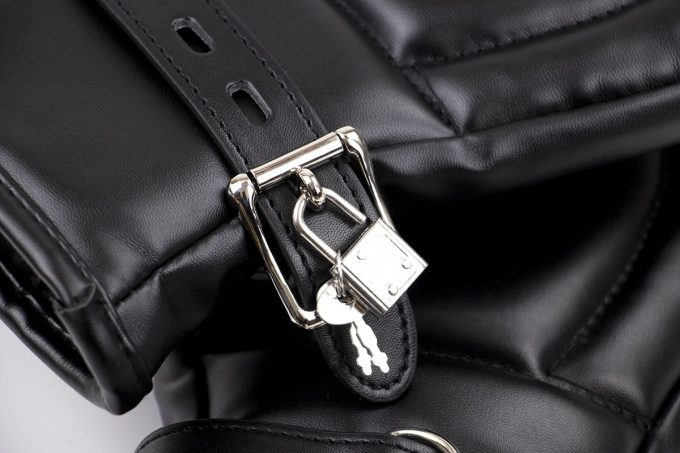 Banoch Bondage Mittens PU Leer Zwart 987101744 5 Banoch Bondage Mittens PU Leer Zwart 987101744 5