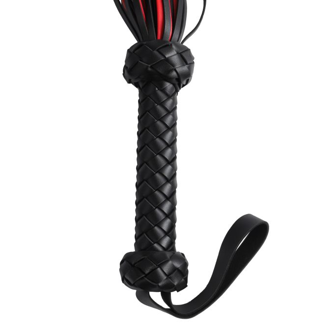 Banoch Flogger redblack korte zweep rood zwart 987102215 3 scaled scaled Banoch Flogger redblack korte zweep rood zwart 987102215 3 scaled scaled