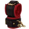 Banoch Handcuff gold rode Handboeien leer met goud bondage 987101375 22 scaled Banoch Handcuff gold rode Handboeien leer met goud bondage 987101375 22 scaled