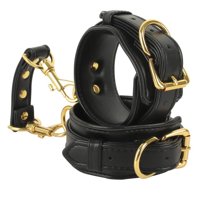 Banoch handboeien van pu leer zwart goud bondage 987102326 2 scaled scaled Banoch handboeien van pu leer zwart goud bondage 987102326 2 scaled scaled