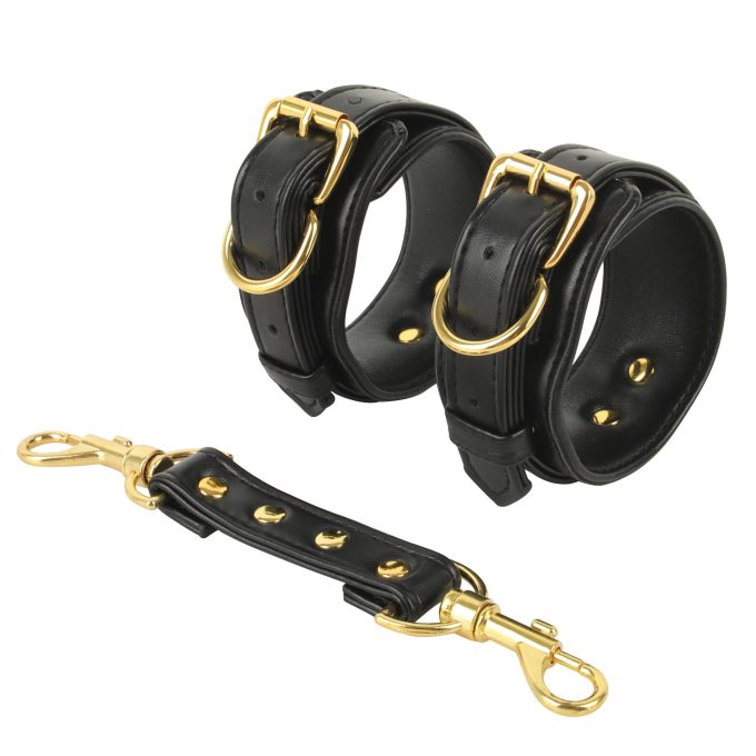 Banoch handboeien van pu leer zwart goud bondage 987102326 5 scaled scaled Banoch handboeien van pu leer zwart goud bondage 987102326 5 scaled scaled