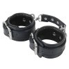 Banoch handboeien van pu leer zwart zilver bondage 987102334 7 scaled scaled Banoch handboeien van pu leer zwart zilver bondage 987102334 7 scaled scaled