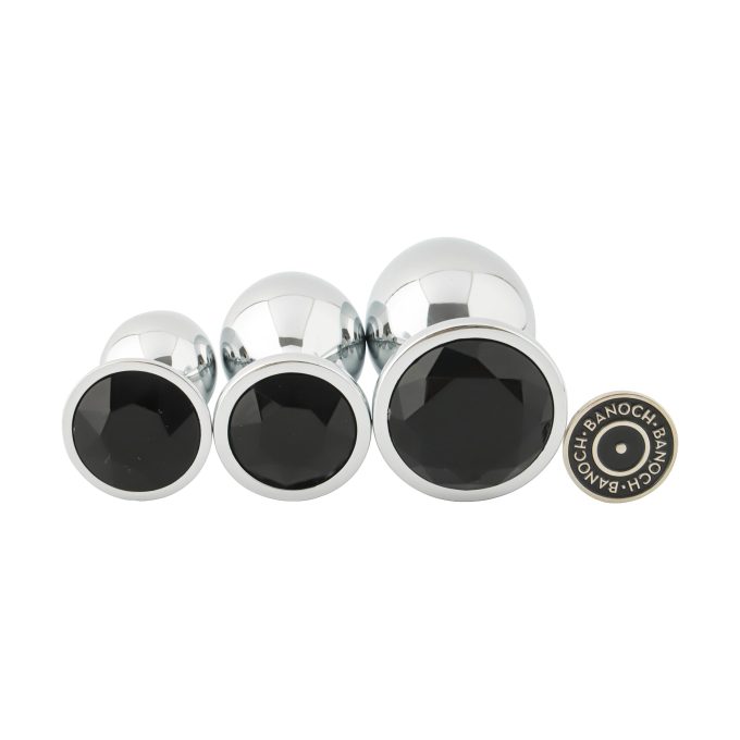 Banoch 3 maten zilveren metalen Buttpluggen met zwarte steen diamond maat smallmedium large. Aurora scaled scaled