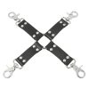 Banoch Black hogtie with clips Zwarte hogtie met haken bondage 2 scaled scaled Banoch Black hogtie with clips Zwarte hogtie met haken bondage 2 scaled scaled