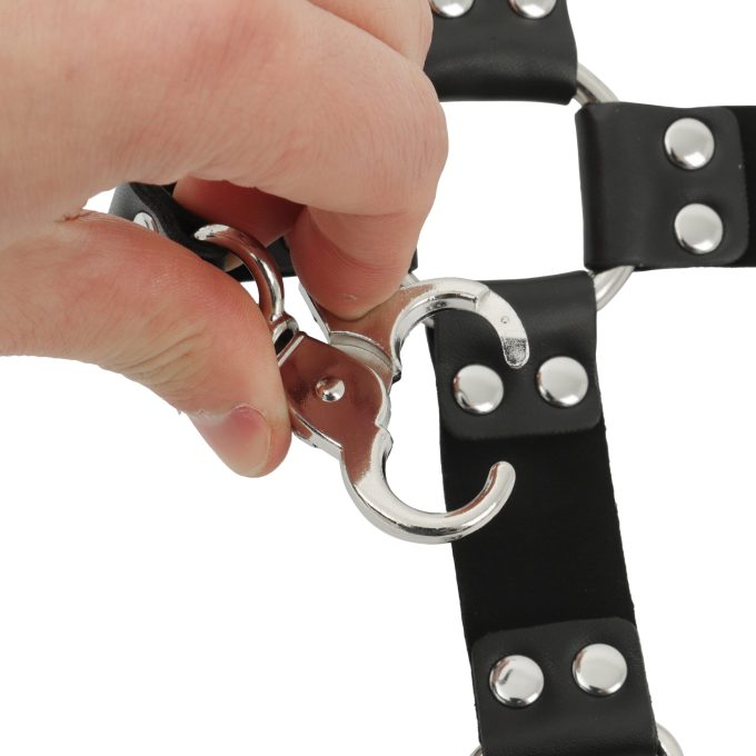 Banoch Black hogtie with clips Zwarte hogtie met haken bondage 4 scaled scaled Banoch Black hogtie with clips Zwarte hogtie met haken bondage 4 scaled scaled