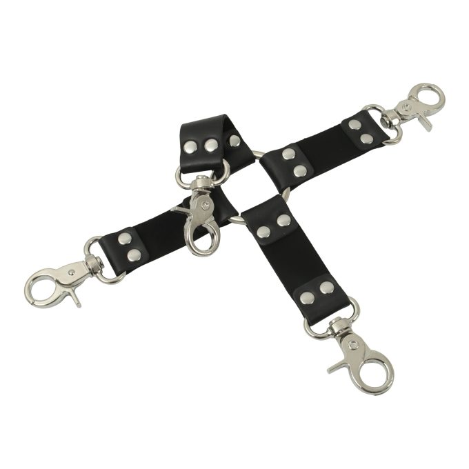Banoch Black hogtie with clips Zwarte hogtie met haken bondage 5 scaled scaled Banoch Black hogtie with clips Zwarte hogtie met haken bondage 5 scaled scaled