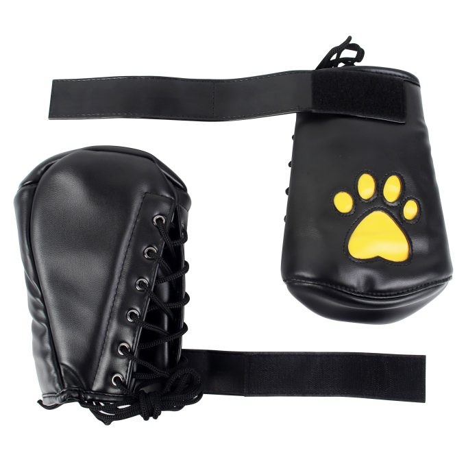 Banoch Perrito Mittones dog paws mittens bondage PU Leer geel voetje puppy play 6 scaled Banoch Perrito Mittones dog paws mittens bondage PU Leer geel voetje puppy play 6 scaled