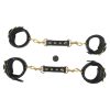 Banoch luxe bondageset zwart handboeien enkelboeien collar leash pu leer opbergtas 1 1 scaled Banoch luxe bondageset zwart handboeien enkelboeien collar leash pu leer opbergtas 1 1 scaled