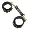 Banoch luxe bondageset zwart handboeien enkelboeien collar leash pu leer opbergtas 6 scaled Banoch luxe bondageset zwart handboeien enkelboeien collar leash pu leer opbergtas 6 scaled