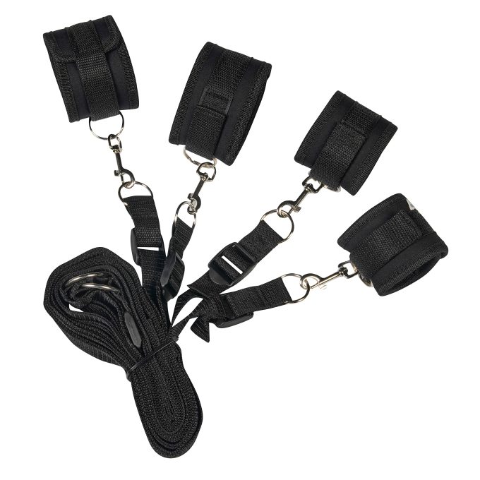 Banoch Bondageset voor onder bed stevige zachte neopreen boeien makkelijk verstelbaar zwart (3) Banoch Bondageset voor onder bed stevige zachte neopreen boeien makkelijk verstelbaar zwart (3)
