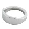 Banoch glansring oval eikelring Metaal cockring met flapje omhoog